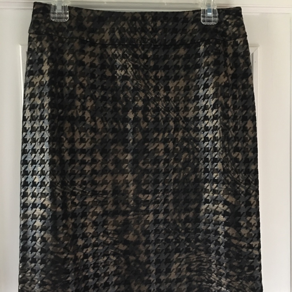 NWT Tribal Modern Houndstooth Skirt size 6